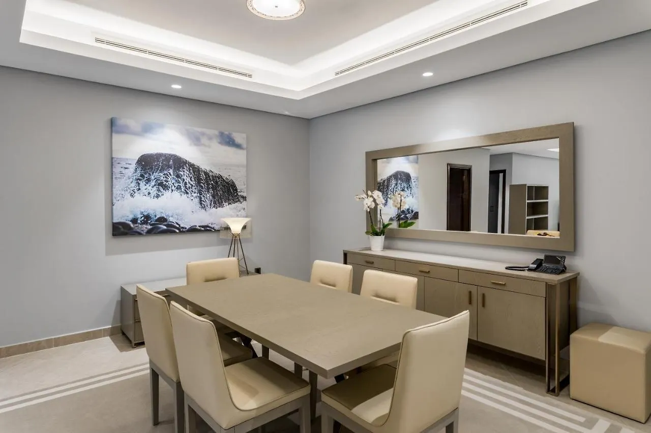 Wyndham Residences The Palm Dubai 5*,