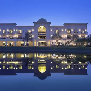 Отель Address Montgomerie